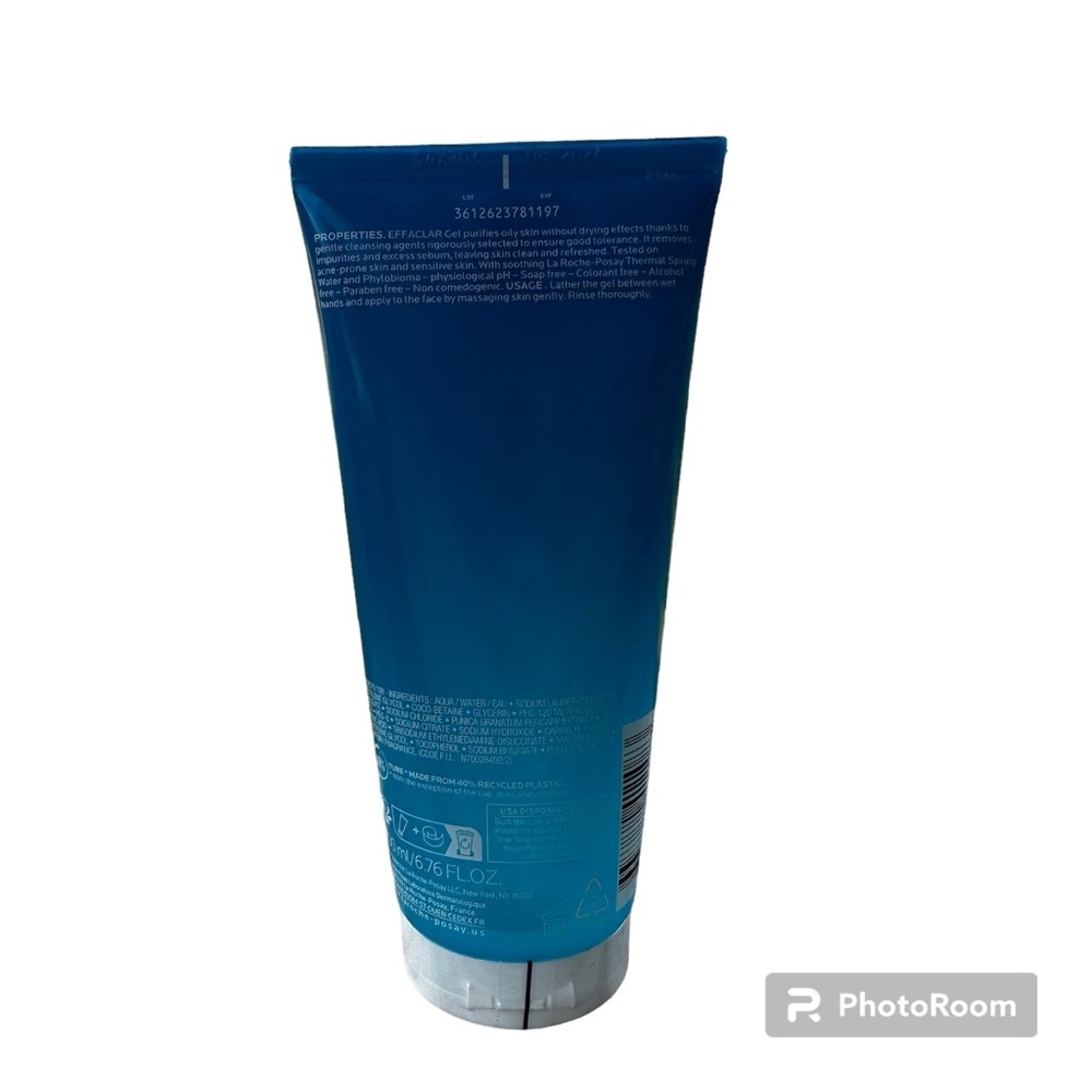 La Roche-Posay Effaclar Purifying Foaming Gel - 200ml Exp 08/2026 - Picture 2 of 3